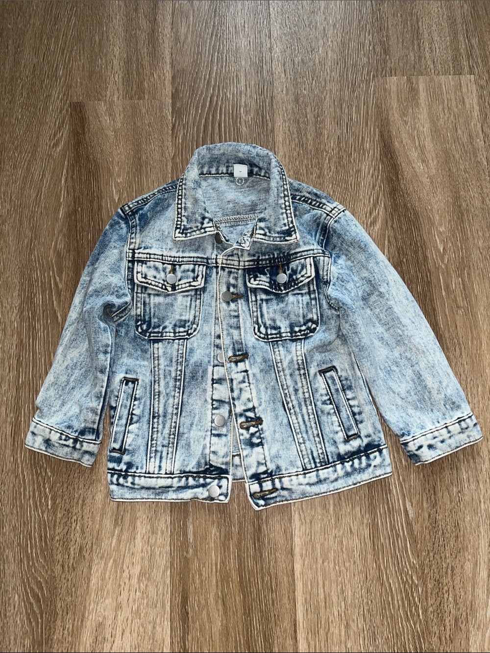 SHEIN Light Blue Acid Wash Denim Jacket for Kids